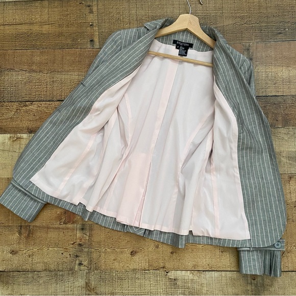ETCETERA Linen Gray + Pale Pink Pinstriped Blazer 🌸ABSOLUTELY GORGEOUS - Picture 11 of 15